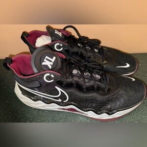 Kevin Love - PE/Player Sample
